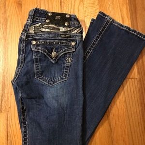 MISS ME Jeans BOOTCUT dark denim,Rhinestone Embroidered on back Size 26